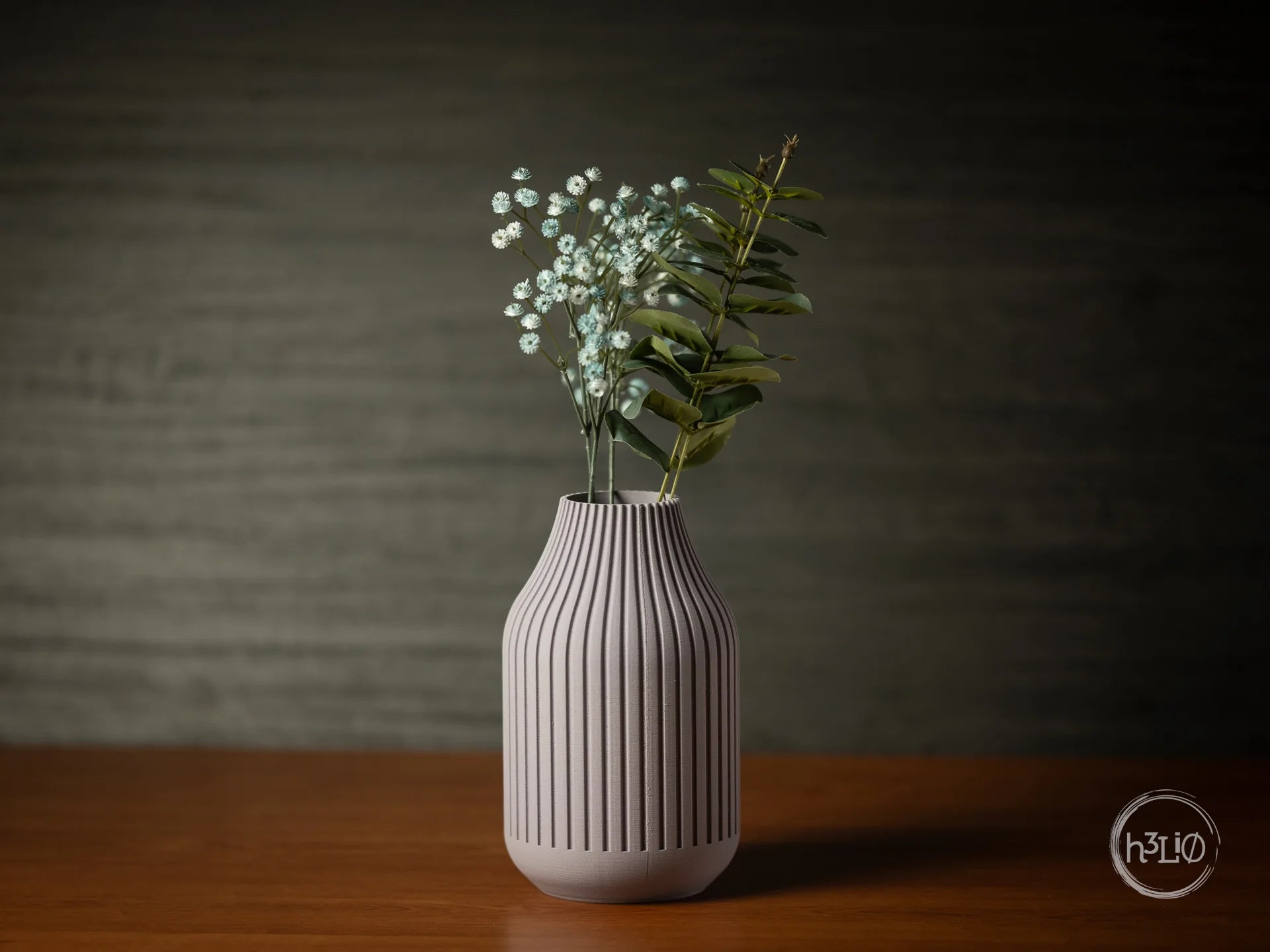 strata · vase