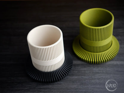 planter pot · ribbed plate