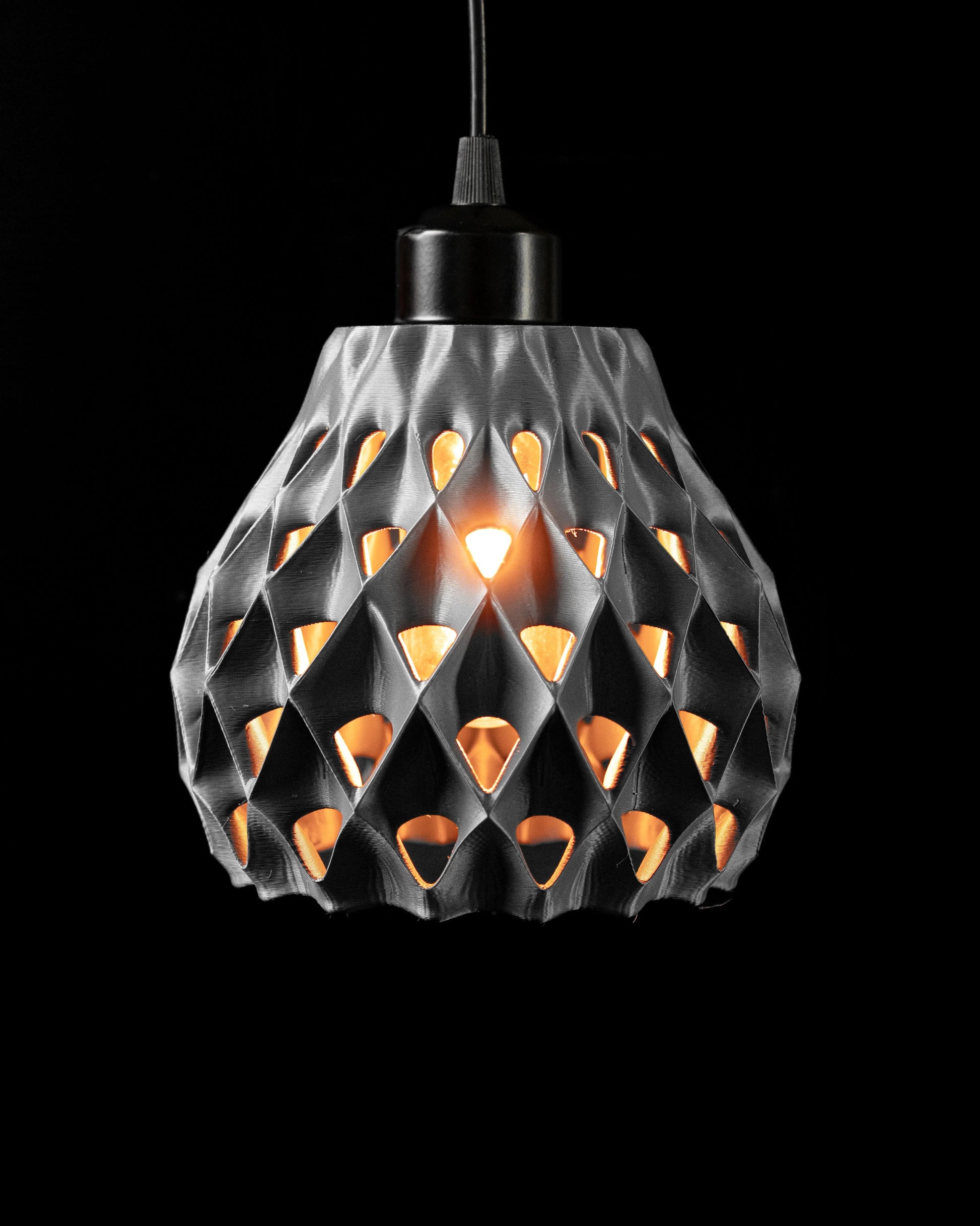 Závesná lampa Cone