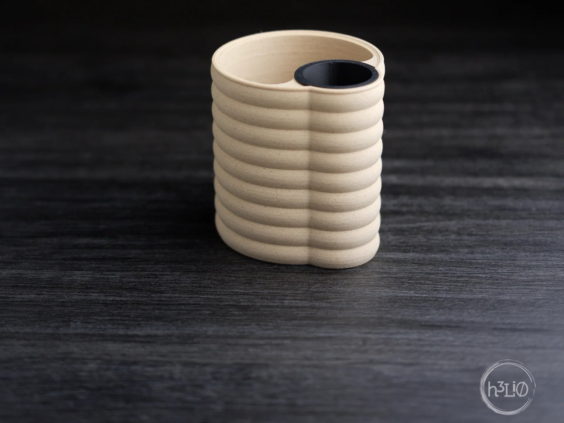 cloud pen holder