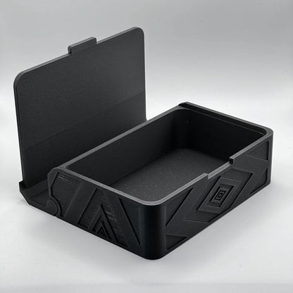 hinged box with pattern