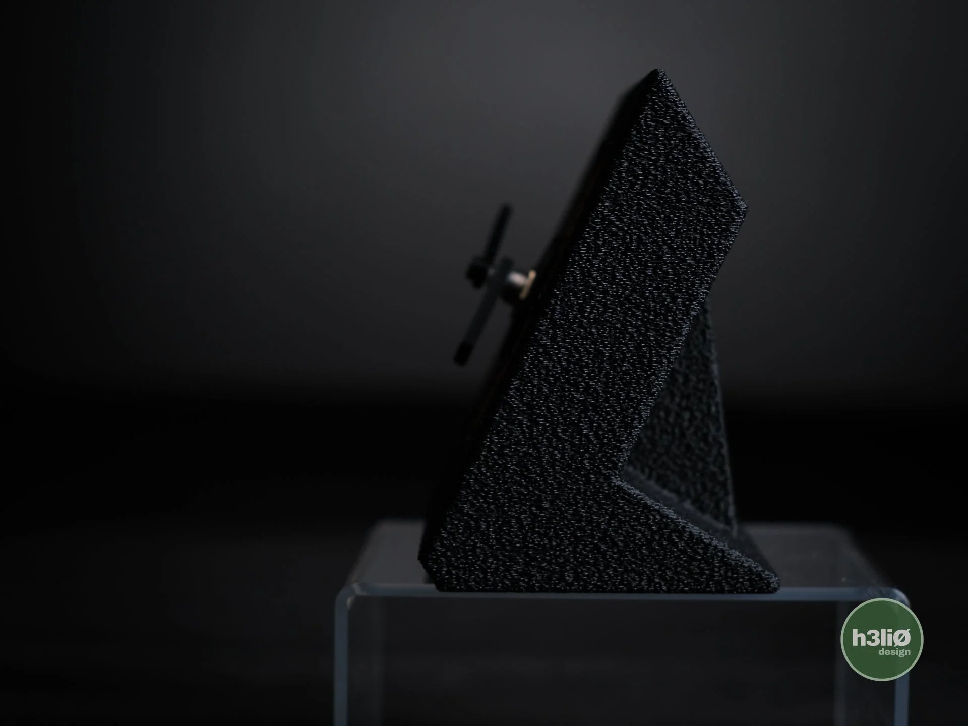 vexel · desk clock