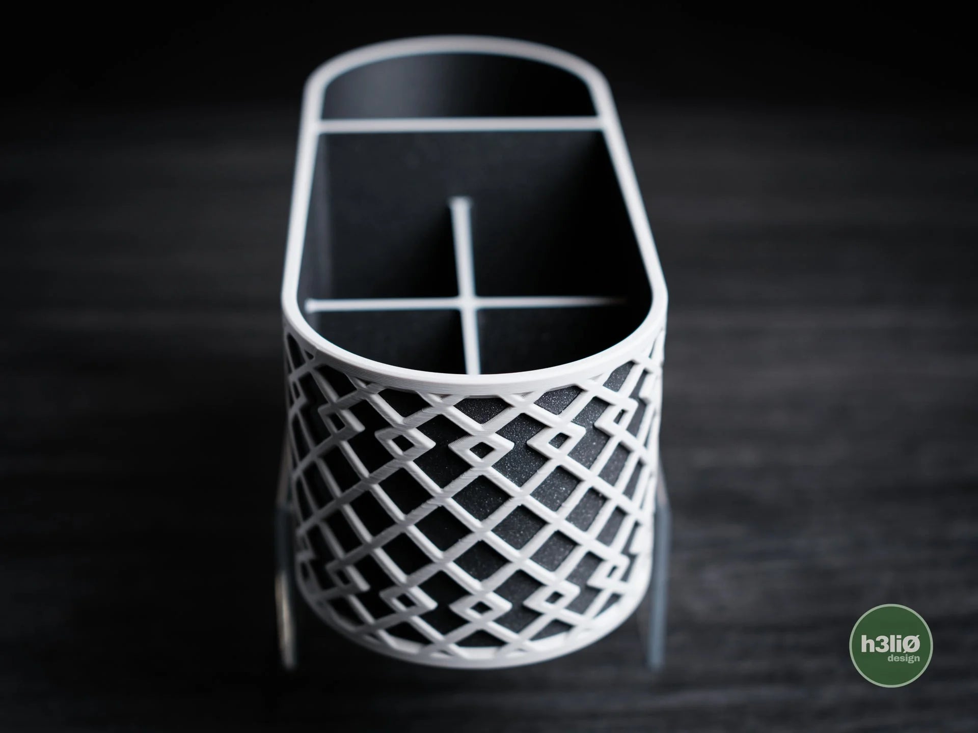axora · organiser