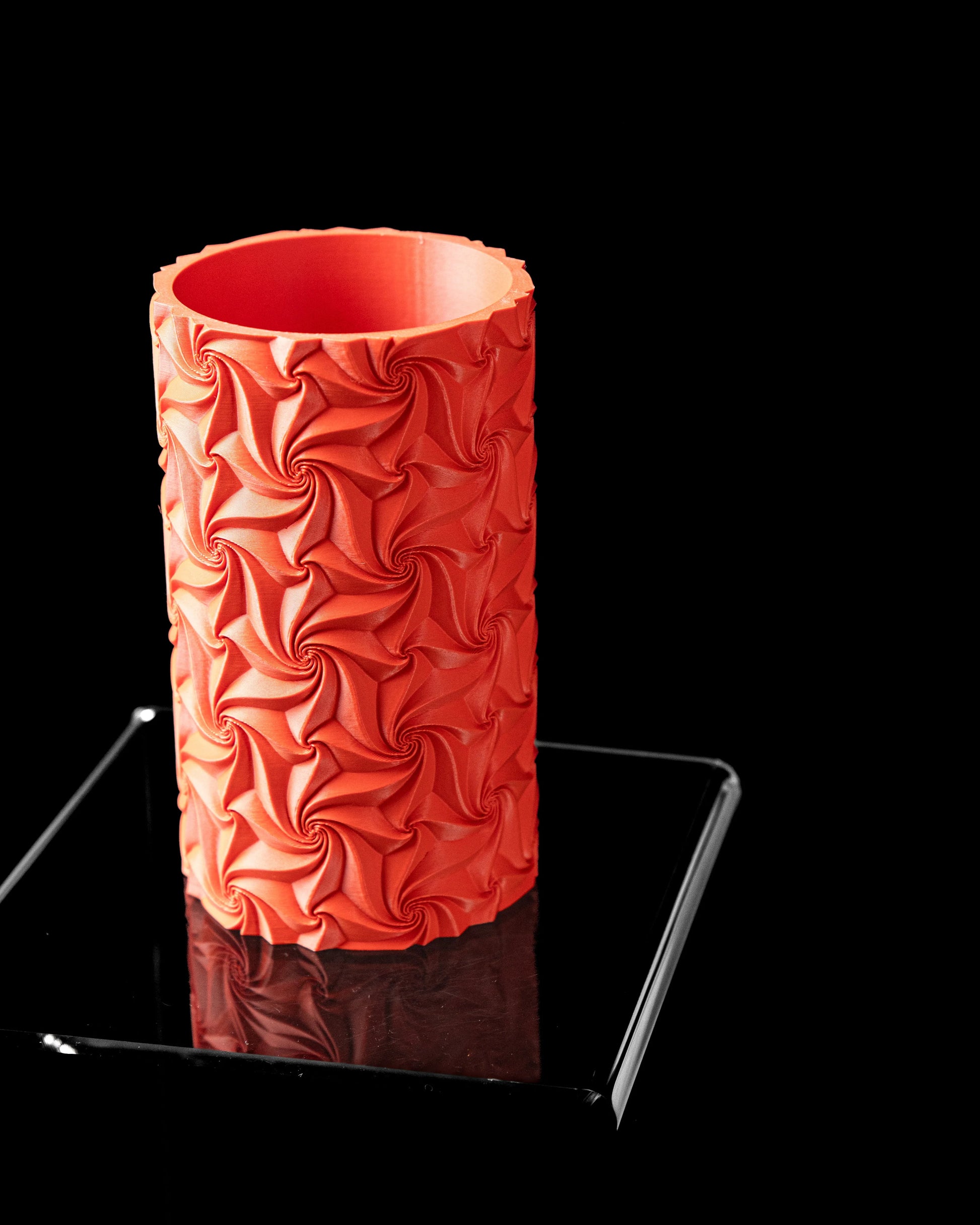 Váza Swirl