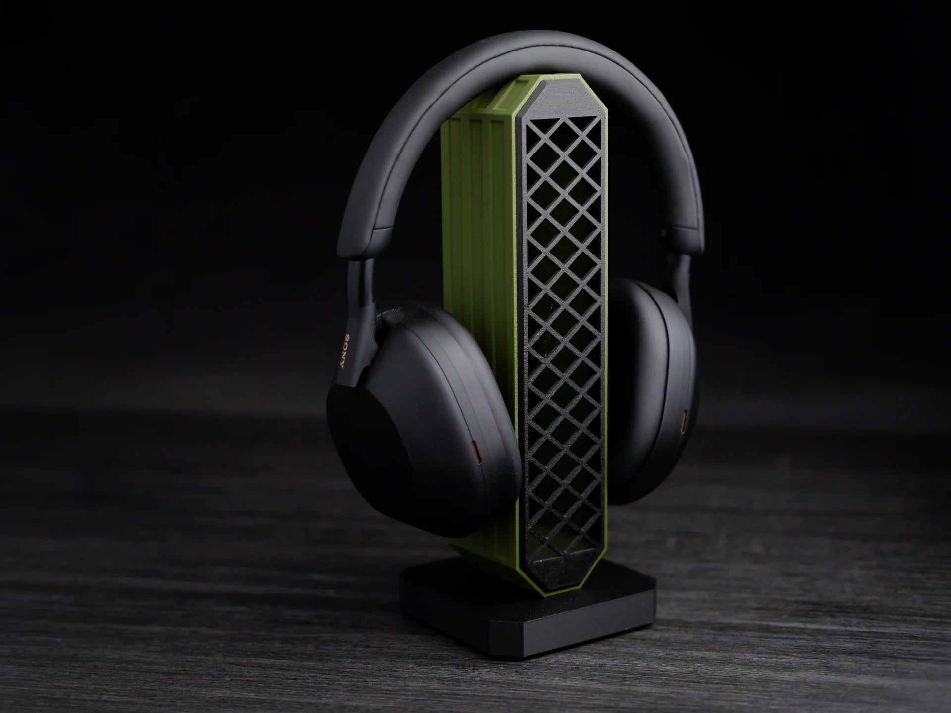 headphone stand · reDesk