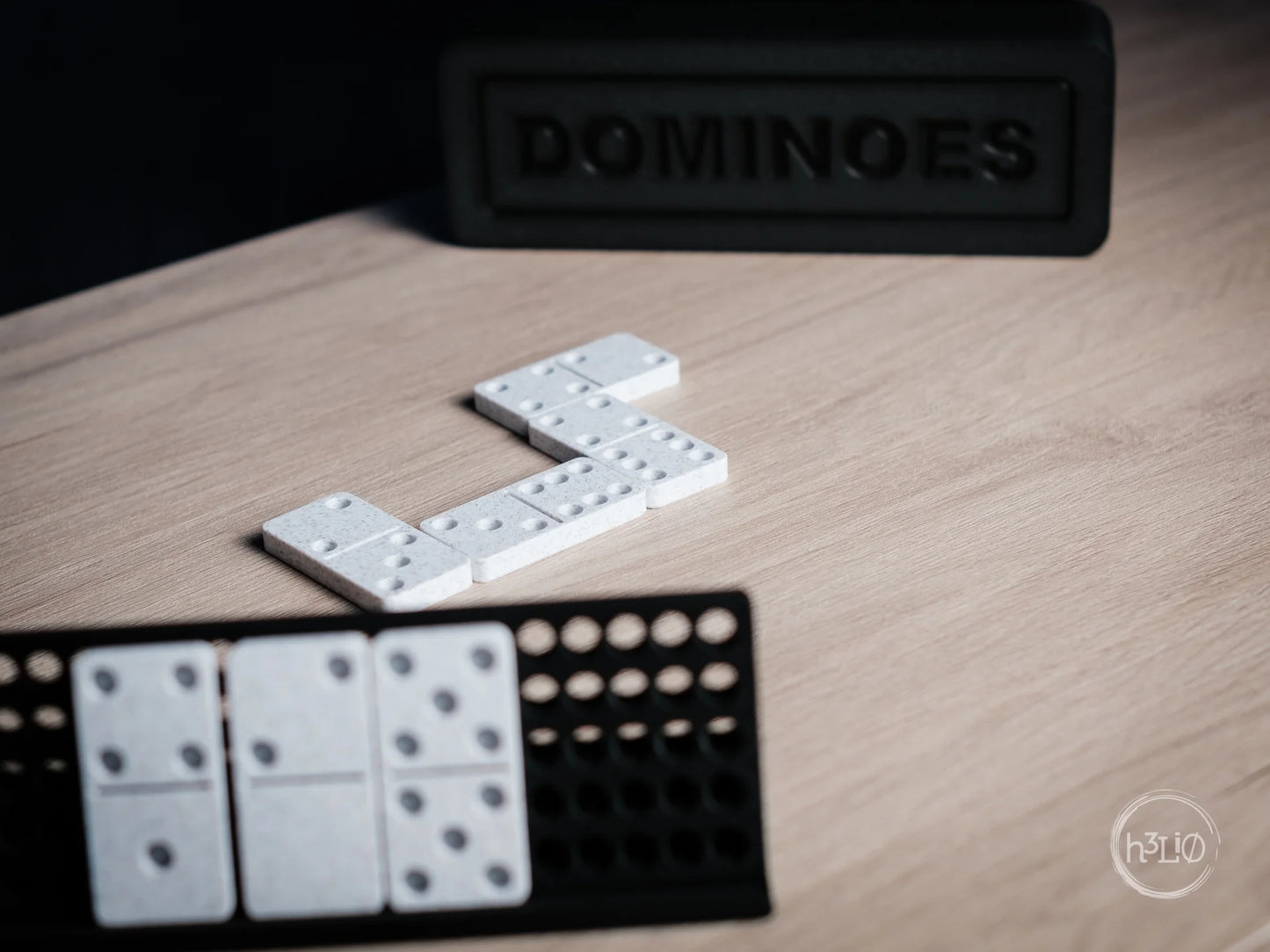 dominoes · standard and mini