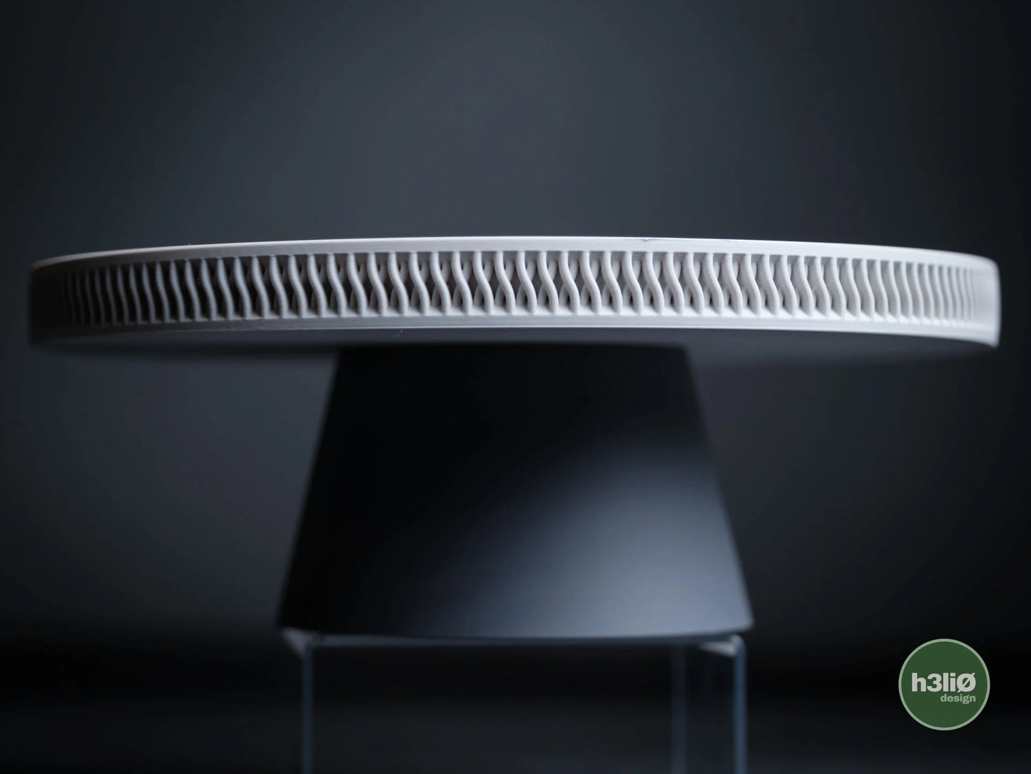horizon · cake plate