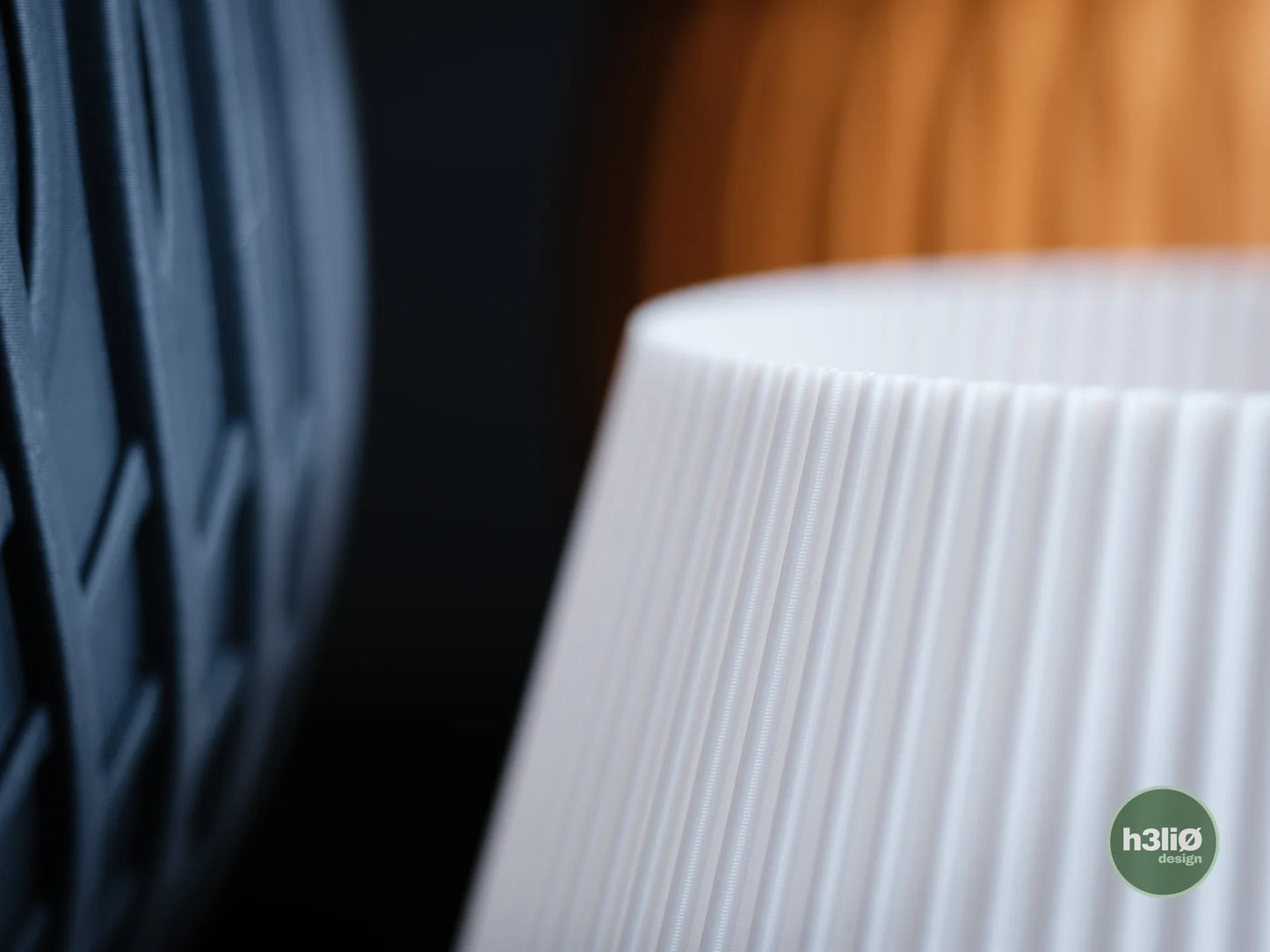 lucent · lamp