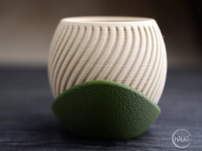 wavy planter · wrap around plate