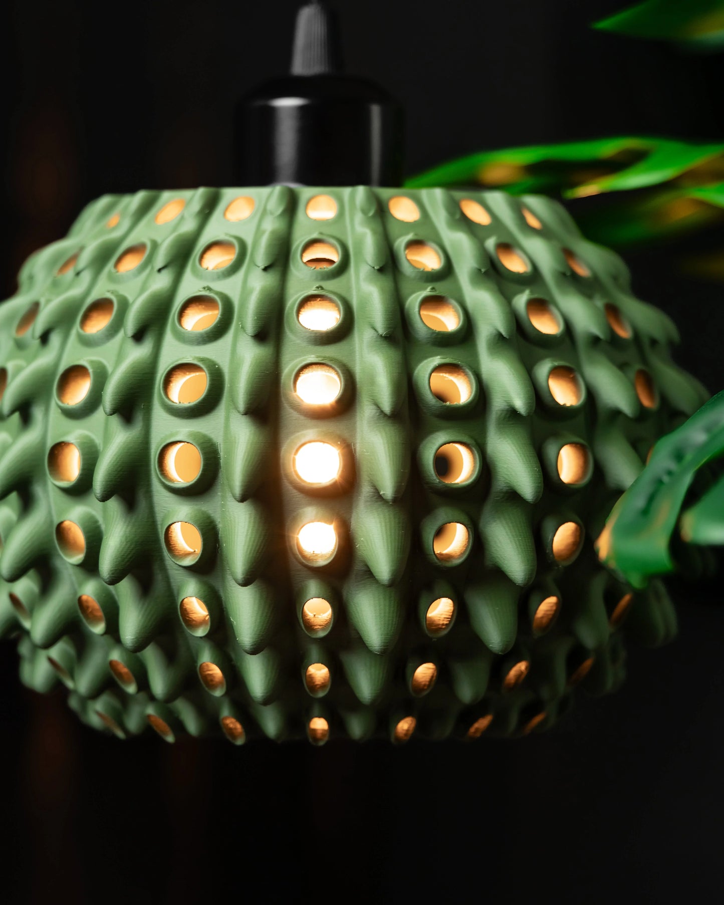Závesná lampa Barnacle