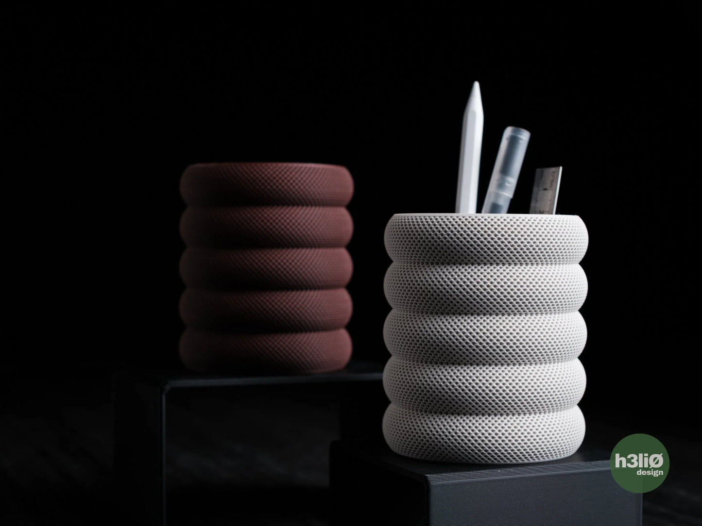 grideo • pen holder