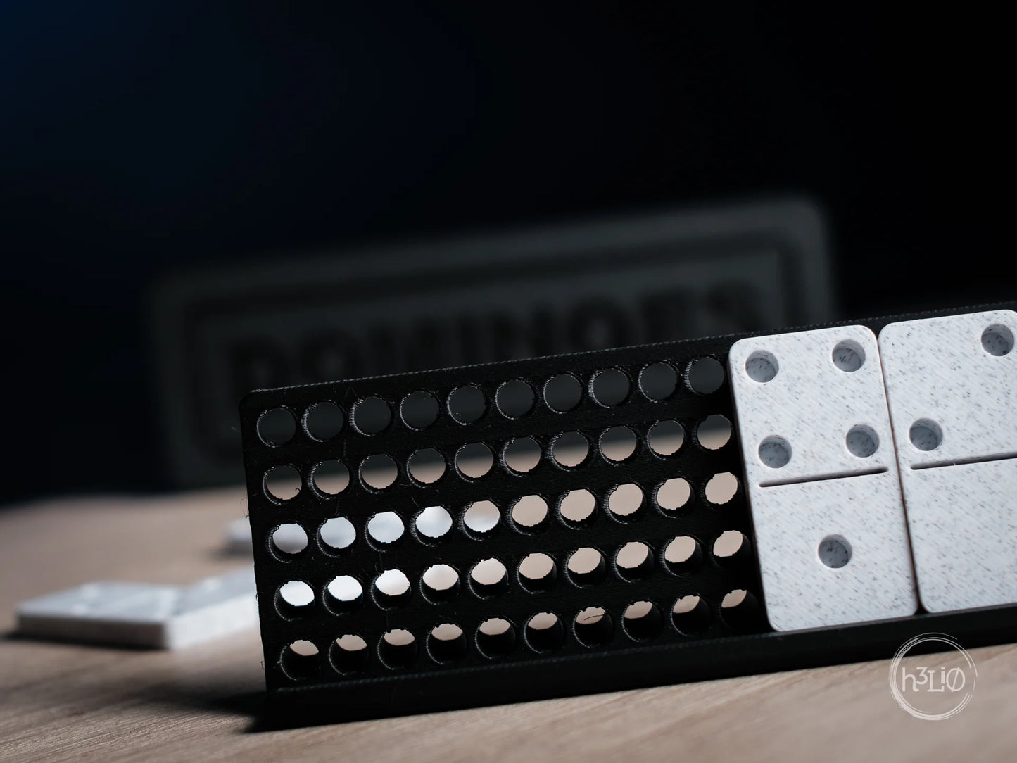 dominoes · standard and mini