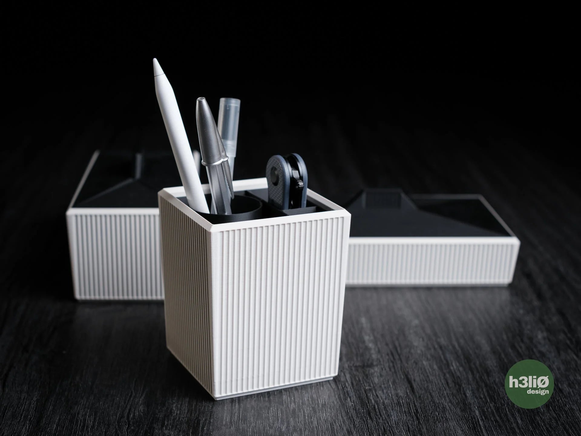 clarit • pen holder