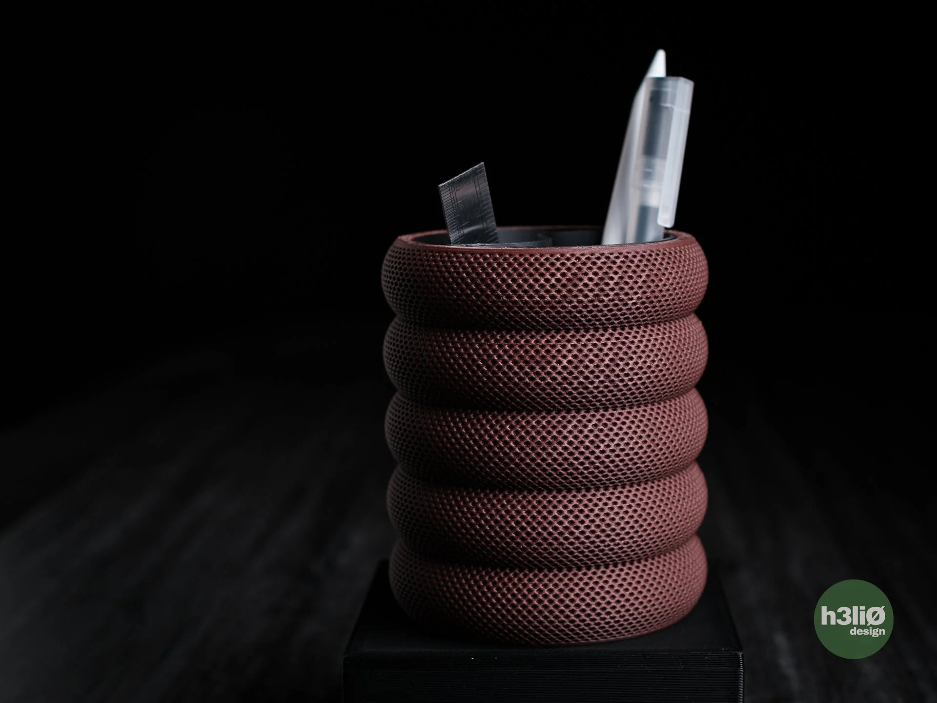 grideo • pen holder
