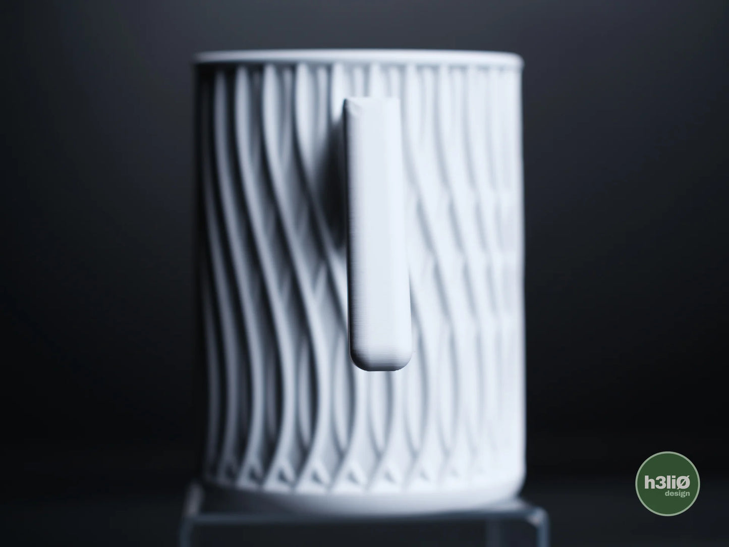nexus · watering can and cup