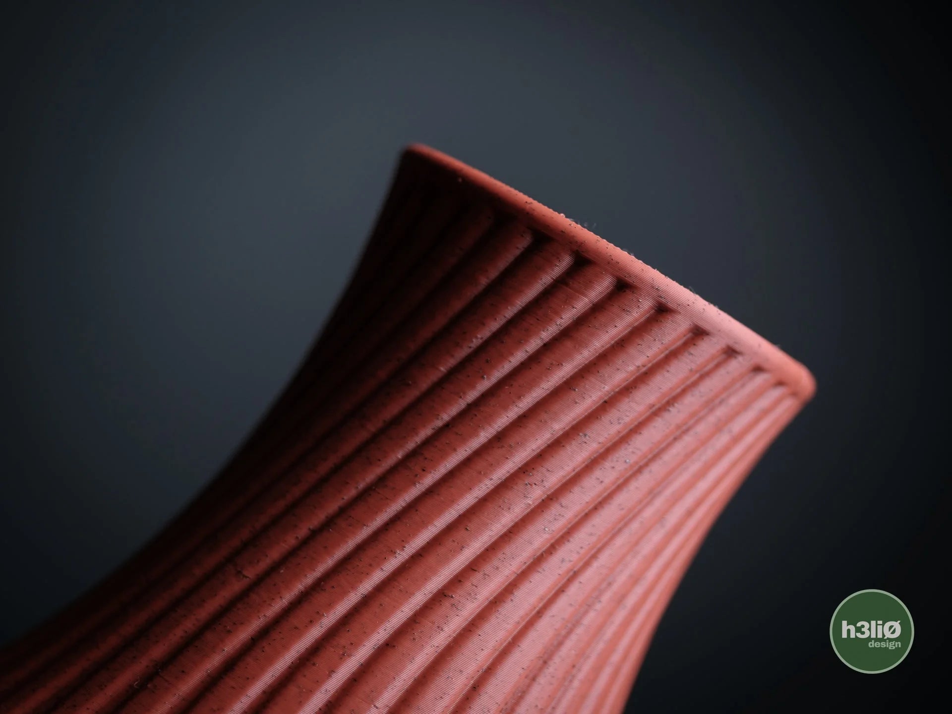 quell · vase