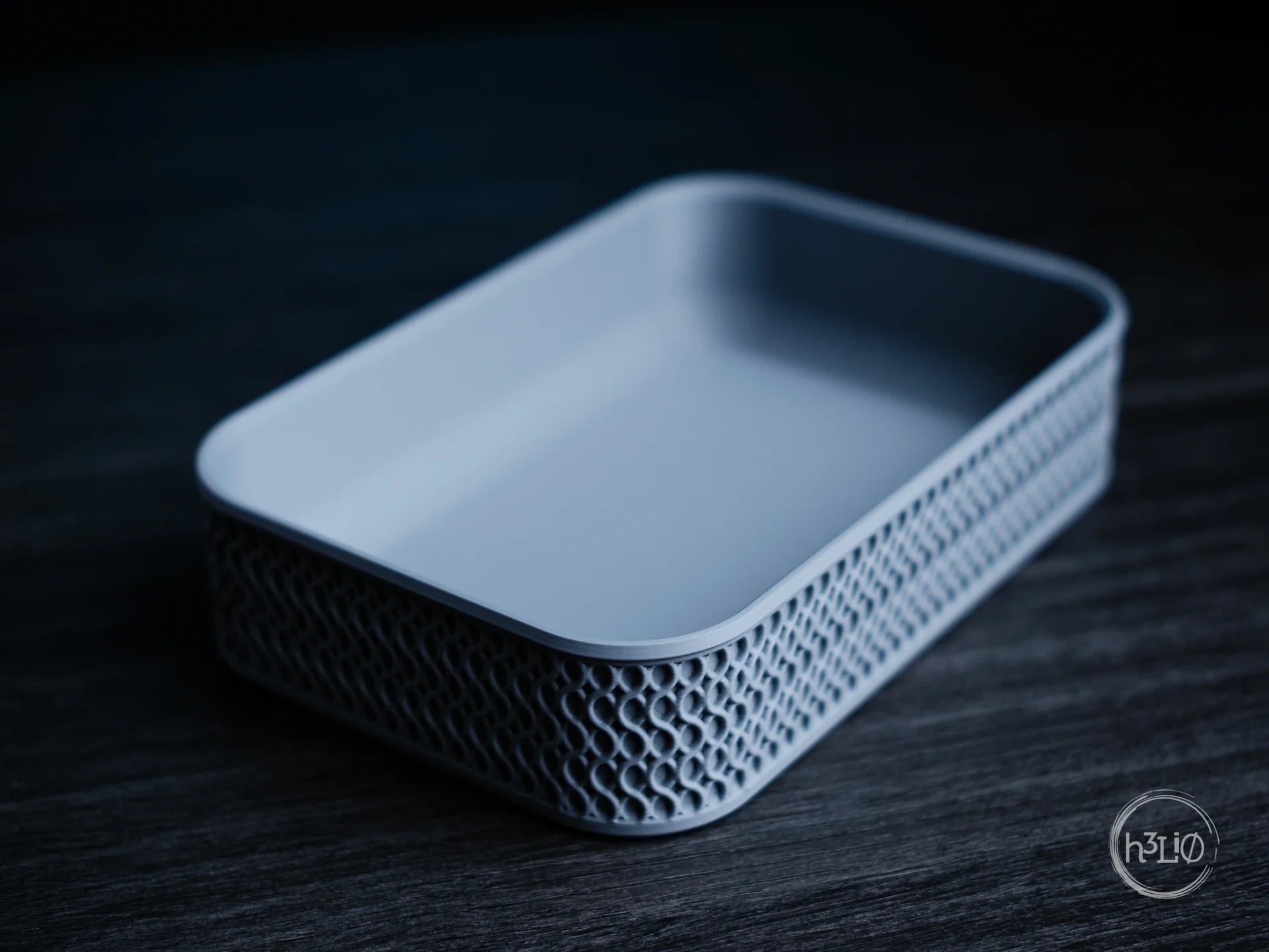 echo · tray