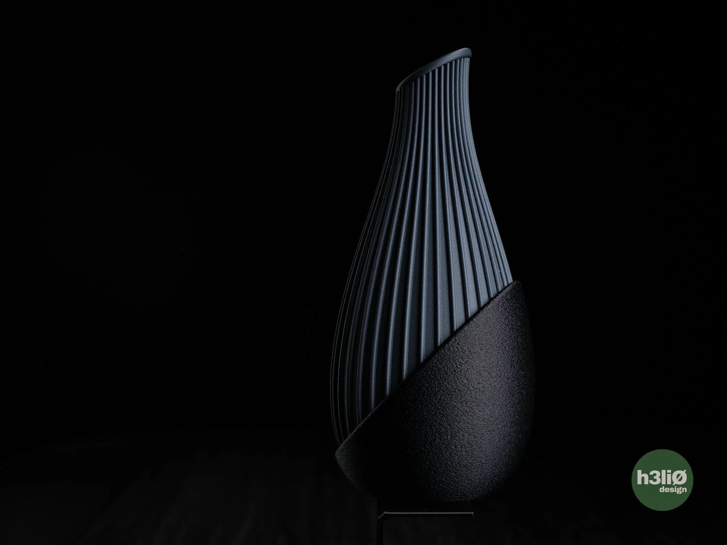 pinn • vase