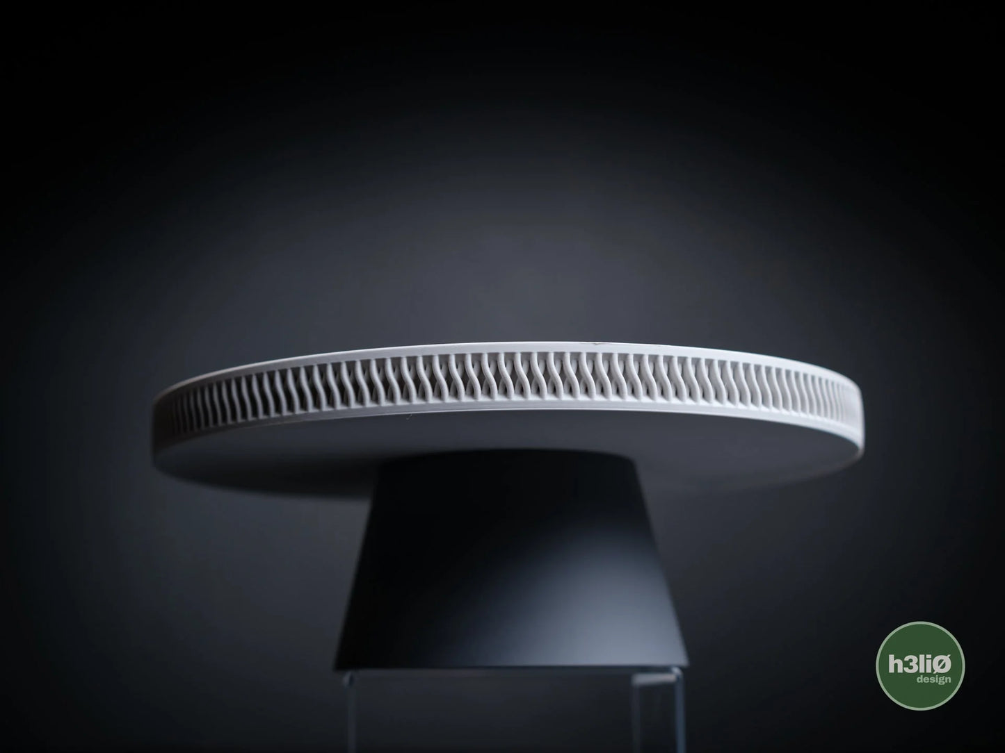 horizon · cake plate