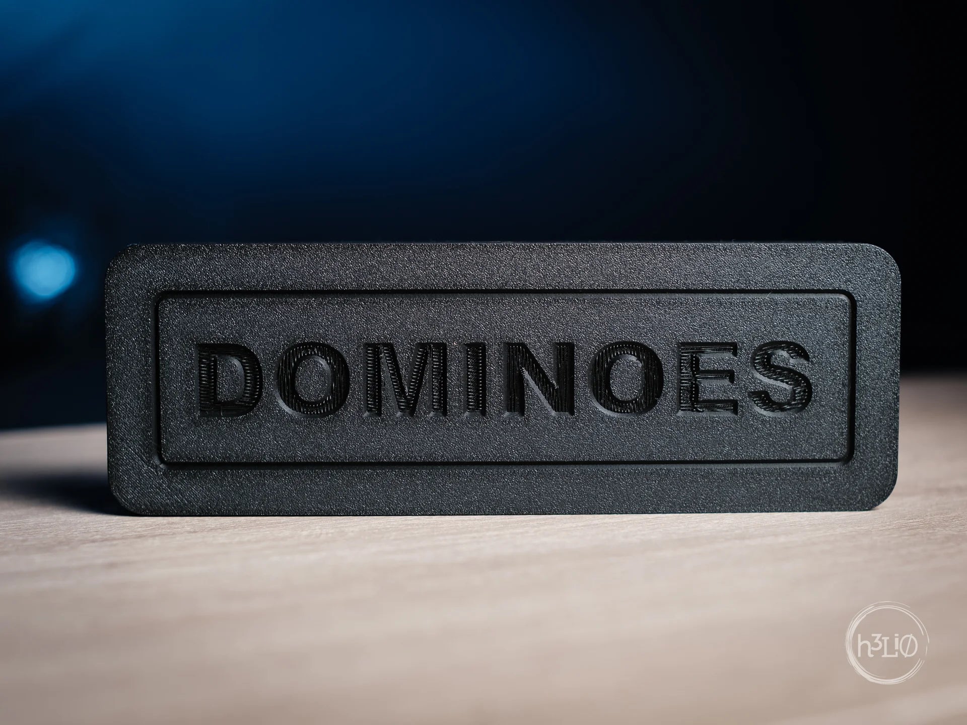 dominoes · standard and mini